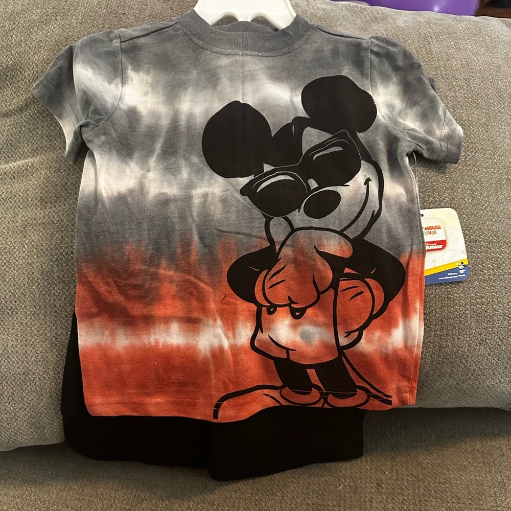 Disney Mickey Mouse 2 piece set